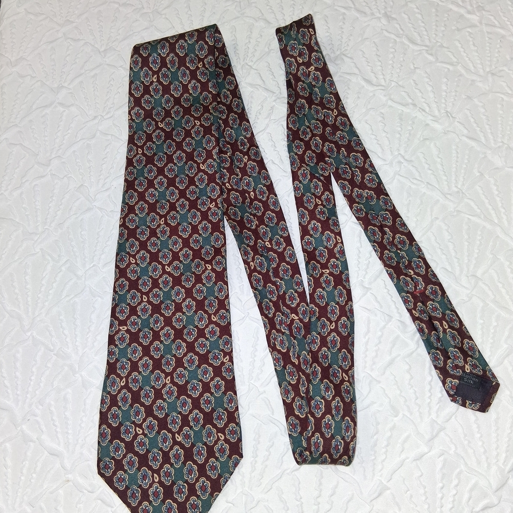 Stafford Burgundy and Blue Patterned Tie